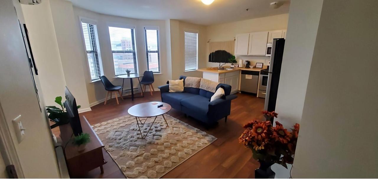 Perfect 1Br In Prime Location & View Of Stadiums 디트로이트 외부 사진